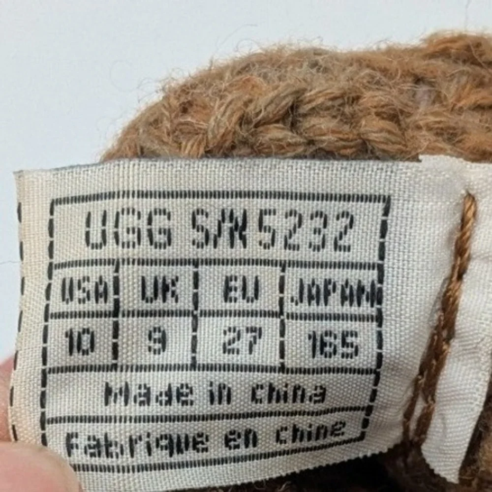 UGG‎ Australia Classic Cardy Knit Boots Chestnut Brown Kids Size 10 Winter